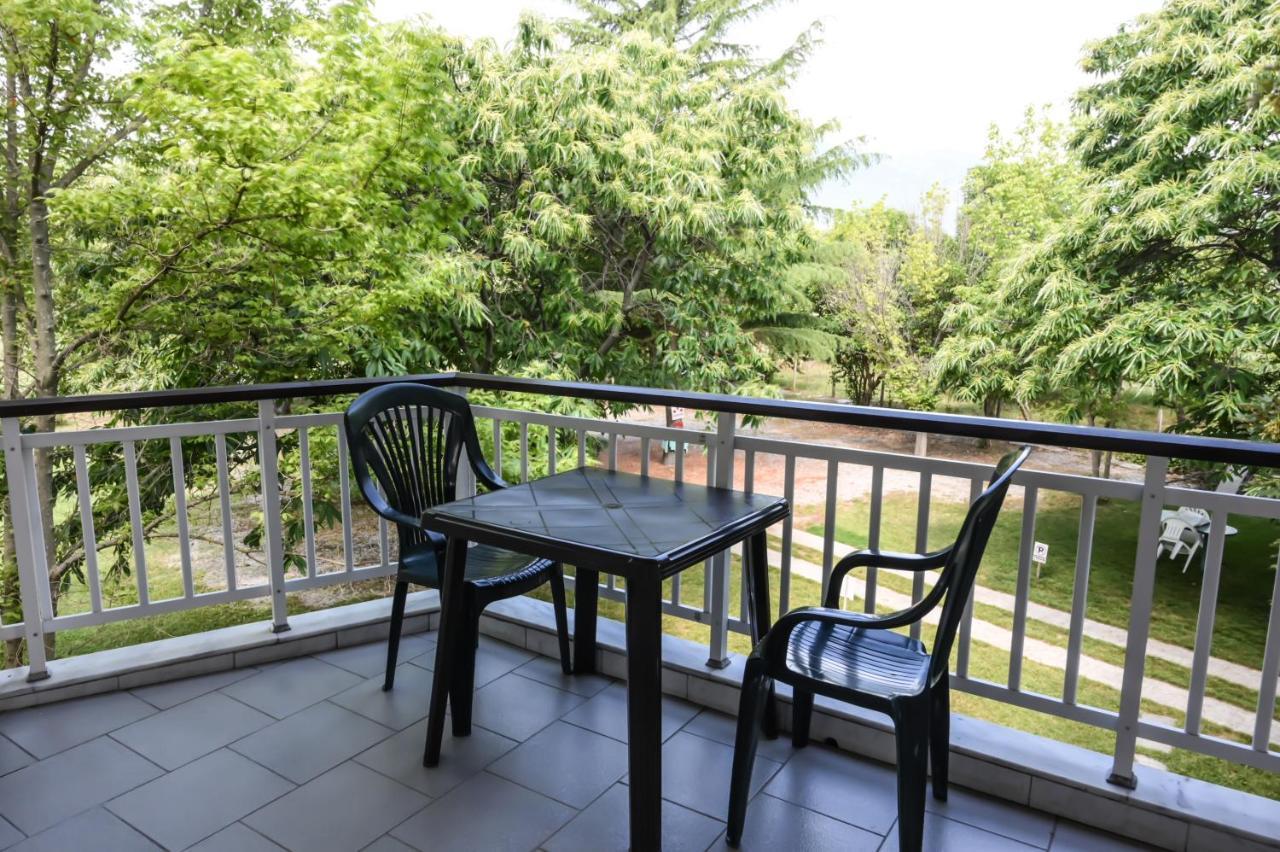 Priona Rooms ปาราเลีย สโกทินิส ภายนอก รูปภาพ